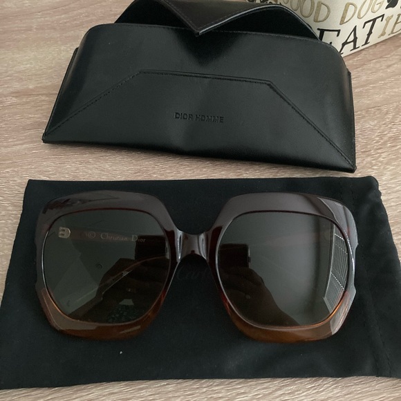 DIOR SUNGLASSES - Picture 1 of 5